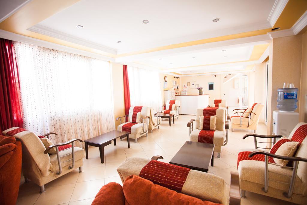 Yalcinkaya Apart Hotel Cesme Bagian luar foto