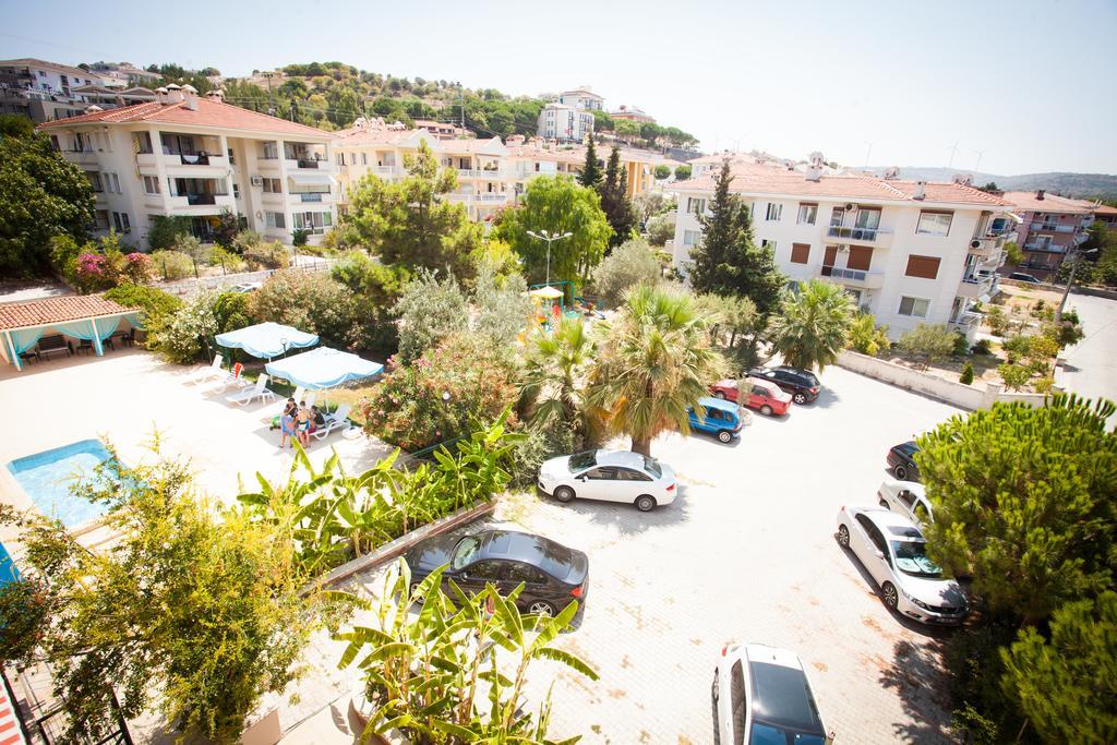 Yalcinkaya Apart Hotel Cesme Bagian luar foto