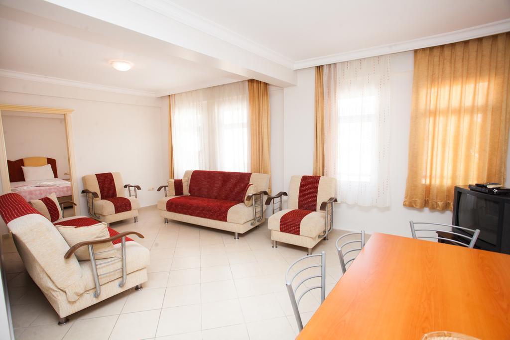 Yalcinkaya Apart Hotel Cesme Bagian luar foto